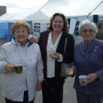 Júlia Ciamarra, Ilona Gaál and Lenke Csutak of the Hungarian School (C. Adam)