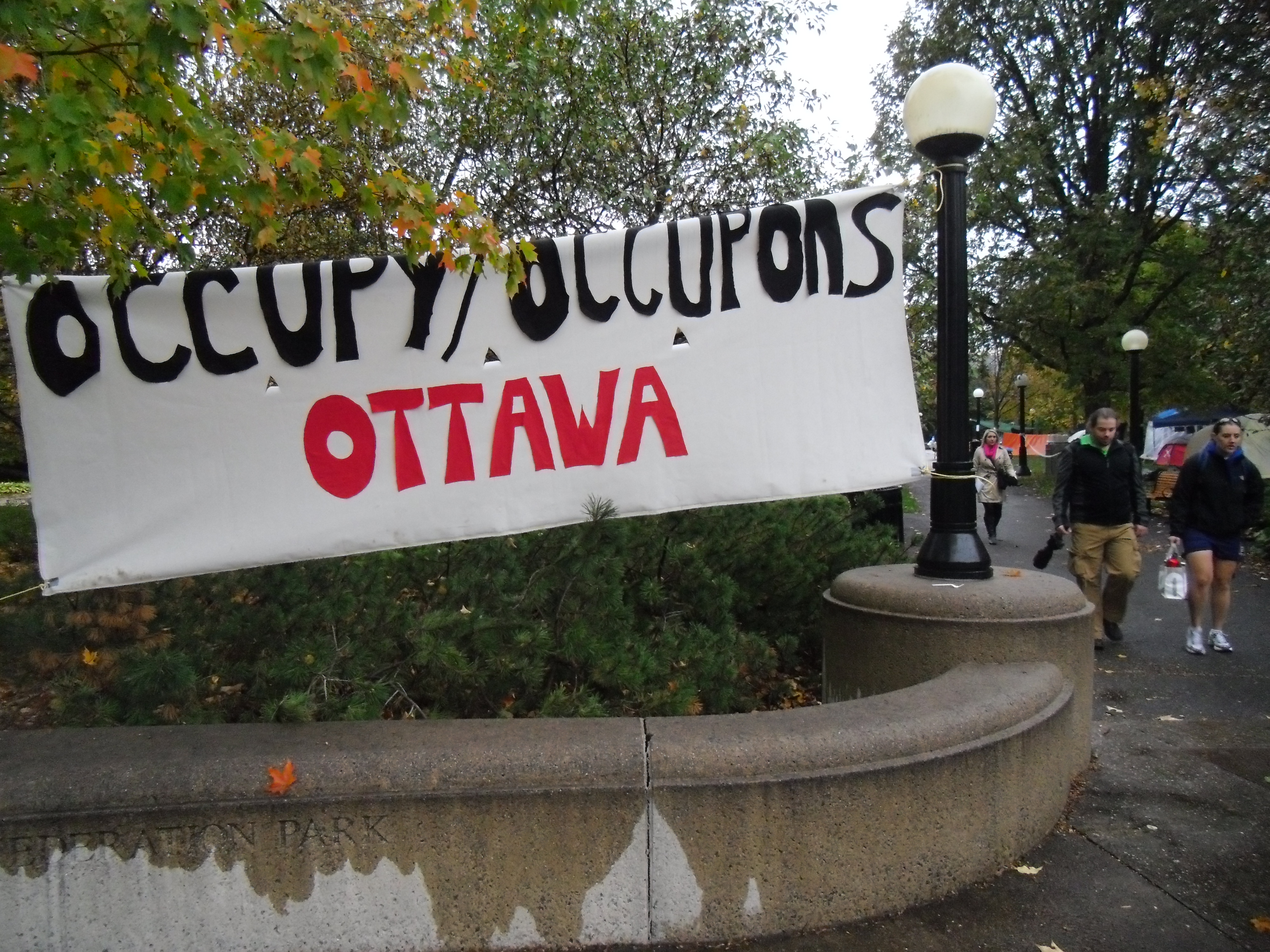 Occupy Ottawa: képriport és beszámoló