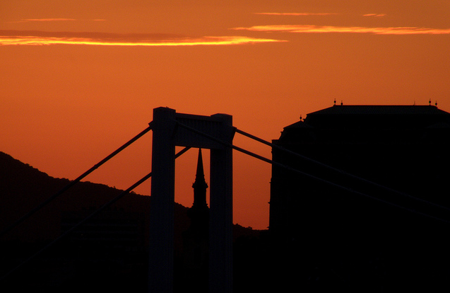 Orange background - Sunset over Budapest  / kismihok (flickr)