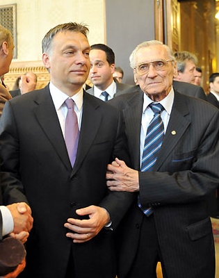 Orbán és Grosics, az ex-náci.