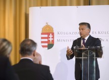 Orbán eligazított