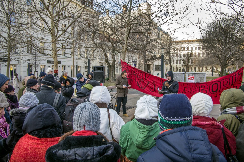 „Kelj Fel! Soha többé rasszizmust – Revolt! No more racism! Fotó: Molnár B. Béla