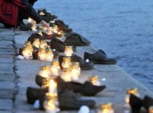 Cipők a Dunaparton...a magyar hatóságok által elkövetett mészárlásra emlékeztetnek.