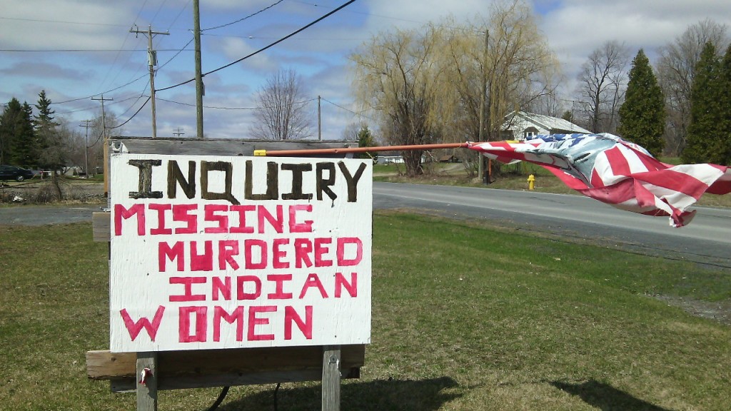 Kanadai vizsgálóbizottságot követelnek Akwesasne-ben a meggyilkolt és eltűnt nők érdekében. Fotó: Christopher Adam/KMH.