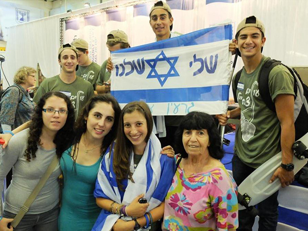 Aliyázó francia zsidók. Fotó: Shmulik Almany / The Jewish Agency for Israel.