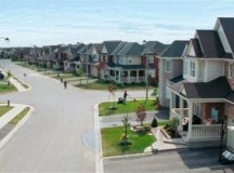 Egy millió dollárba kerül az átlag családi ház Toronto külvárosaiban