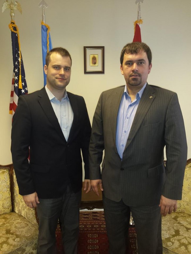 Fideszes diplomaták együttműködtek az antiszemita Szávay Istvánnal az Egyesült Államokban