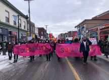 Amikor ellentüntetők átveszik a hatalmat Ottawában — Blokád és nemzeti vészhelyzet Kanadában