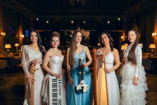 Előbb jön a Karácsony